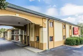 Photograph of Econo Lodge, Matthews