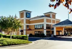 Photograph of Quality Inn, Matthews