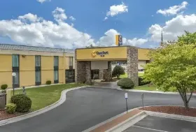 Photograph of Comfort Inn, Shelby