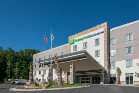 Photograph of Holiday Inn Express, Charlotte