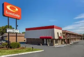 Photograph of Econo Lodge, Creedmoor
