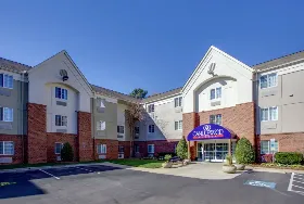 Photograph of Candlewood Suites, Raleigh