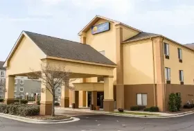 Photograph of Comfort Inn, Garner