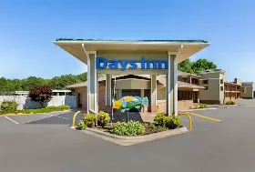 Photograph of Days Inn, Weldon