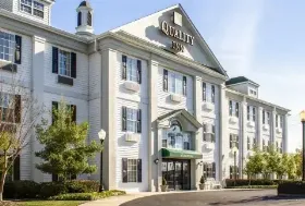 Photograph of Quality Inn, Goldsboro