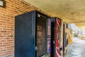 Photograph of Econo Lodge, Whiteville