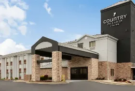 Photograph of Country Inn & Suites, Roanoke Rapids