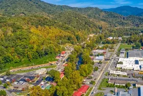 Photograph of Happy Holiday RV Park & Campground, Cherokee