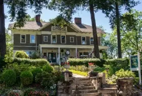 Photograph of Abbington Green Bed & Breakfast Inn, Asheville