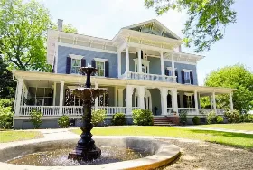 Photograph of Elmwood 1820 Bed & Breakfast Inn, Washington