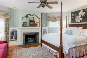 Photograph of Pinecrest B&B, Asheville