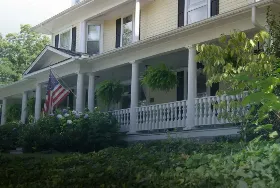Photograph of Elizabeth Leigh Inn, Hendersonville