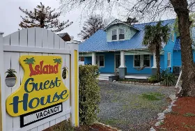 Photograph of Island Guest House & Cottages, Manteo