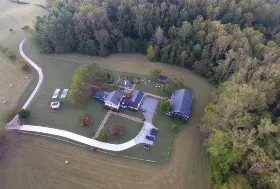 Photograph of Rosa Lee Manor, Pilot Mountain