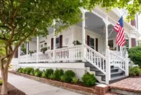 Photograph of Pecan Tree Inn, Beaufort
