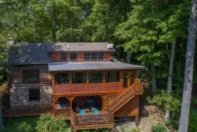 Photograph of Banner Elk Mtn Cabins, Banner Elk