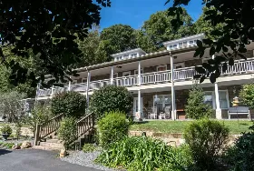 Photograph of Calhoun House Inn & Suites, Bryson City