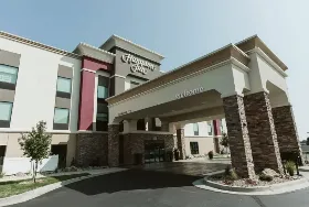 Photograph of Hampton Inn, Bismarck