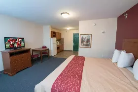 Photograph of Red Roof Inn & Suites, Dickinson