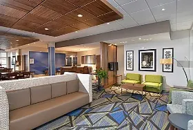 Photograph of Holiday Inn Express, Millersburg