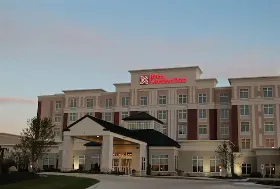 Photograph of Hilton Garden Inn, Findlay