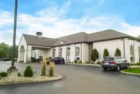 Photograph of Schoenbrunn Inn, New Philadelphia