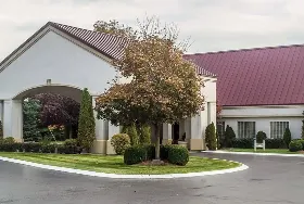 Photograph of Days Inn, Austintown