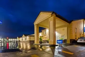 Photograph of Best Western Inn, Elyria