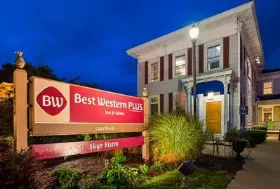 Photograph of Best Western Lawnfield Inn & Suites, Mentor