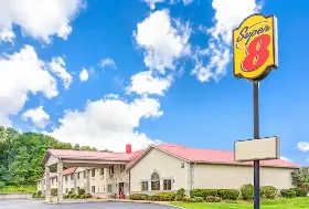 Photograph of Super 8, Mount Vernon