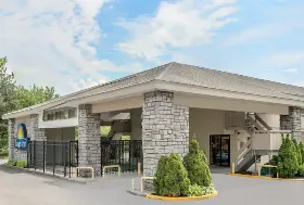 Photograph of Days Inn, Columbus