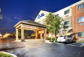Photograph of Best Western Hilliard Inn & Suites, Hilliard