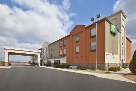 Photograph of Holiday Inn Express, Tiffin