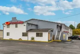 Photograph of Econo Lodge, Franklin