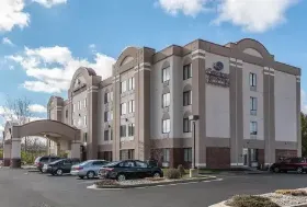 Photograph of Comfort Suites, Springfield