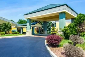 Photograph of Quality Inn, Fremont