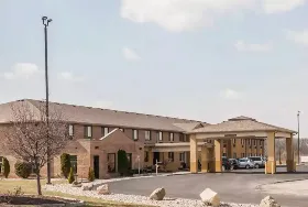 Photograph of Quality Inn, Defiance