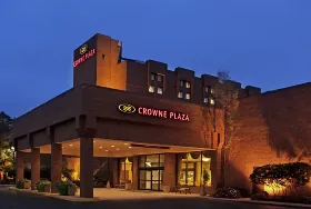 Photograph of Crowne Plaza, Columbus