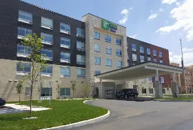 Photograph of Holiday Inn Express, Toledo
