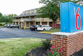 Photograph of Motel 6, Dayton