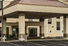 Photograph of Quality Inn, Akron