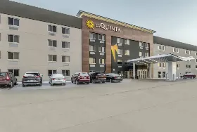 Photograph of La Quinta Inn & Suites, Cleveland