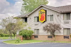 Photograph of Super 8, Mentor