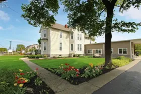Photograph of Victorian Inn, Marblehead