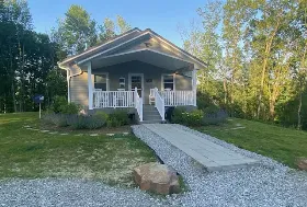 Photograph of Lake Hill Cabins, Athens