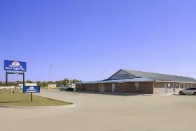 Photograph of Americas Best Value Inn, Checotah