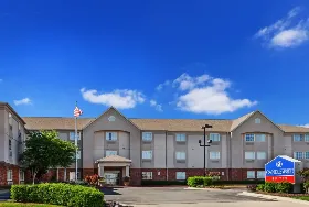 Photograph of Candlewood Suites, Tulsa