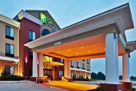 Photograph of Holiday Inn Express, Perry
