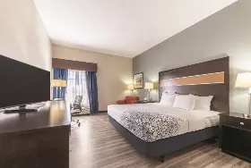 Photograph of La Quinta Inn & Suites, Catoosa