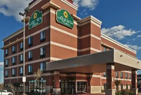 Photograph of La Quinta Inn & Suites, Edmond